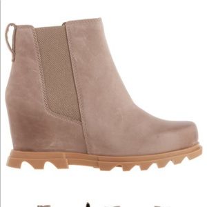 New in box Sorel JOAN OF ARCTIC WEDGE SNOW BOOT sz 7